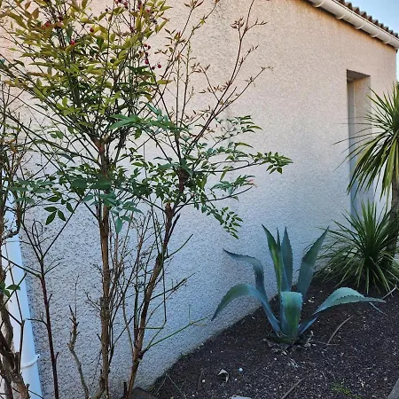 펜션 Charming House In Occitanie Saint-Christol (Herault)